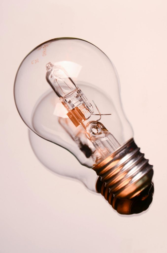 Halogen Incandescent Bulb